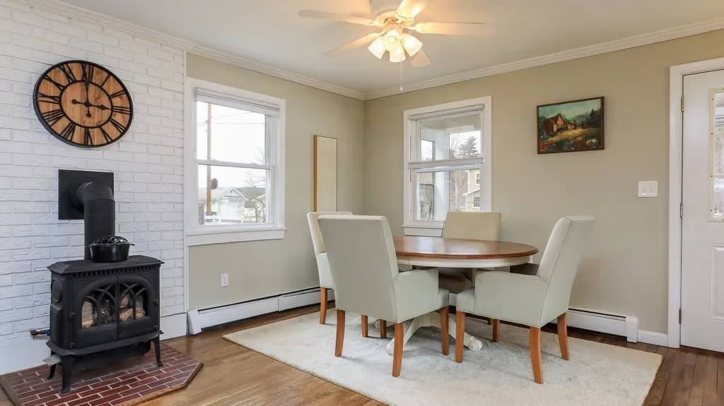 27 Shore Drive Goffstown NH 03045
