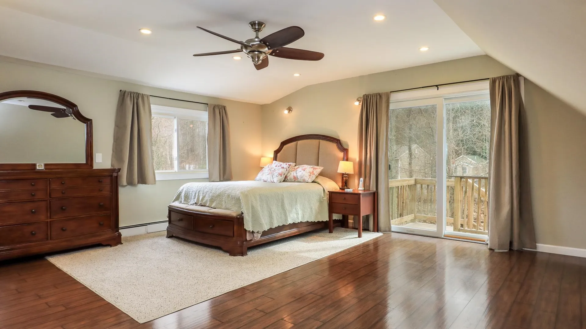 27 Shore Drive Goffstown NH 03045