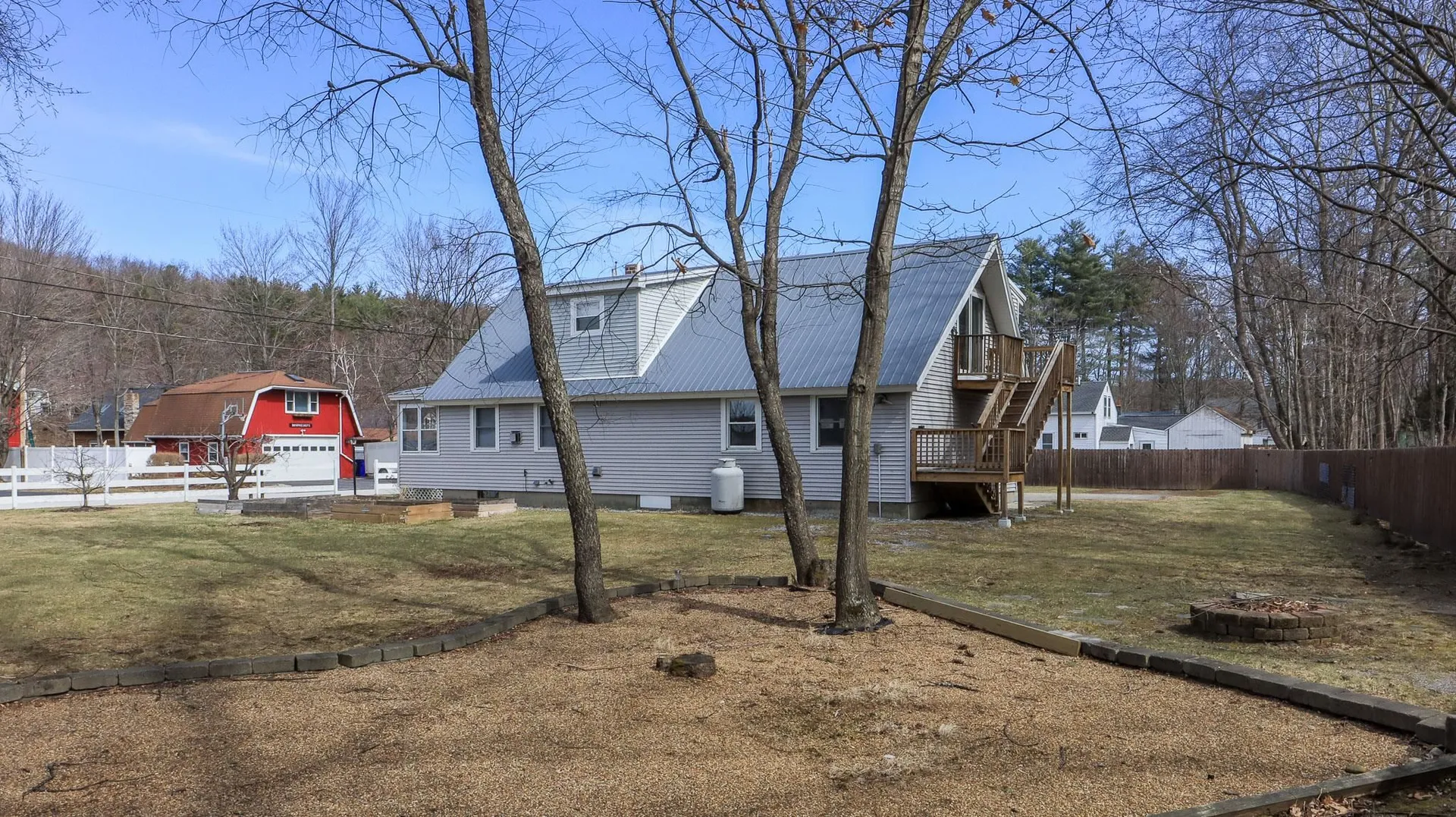 27 Shore Drive Goffstown NH 03045