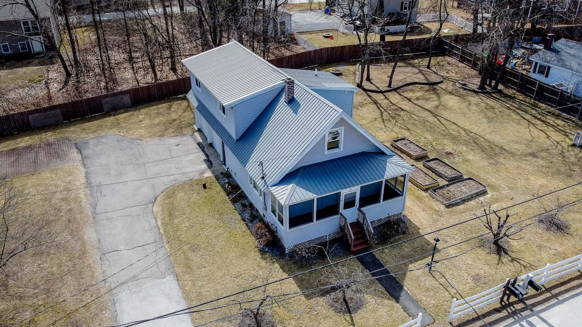 27 Shore Drive Goffstown NH 03045