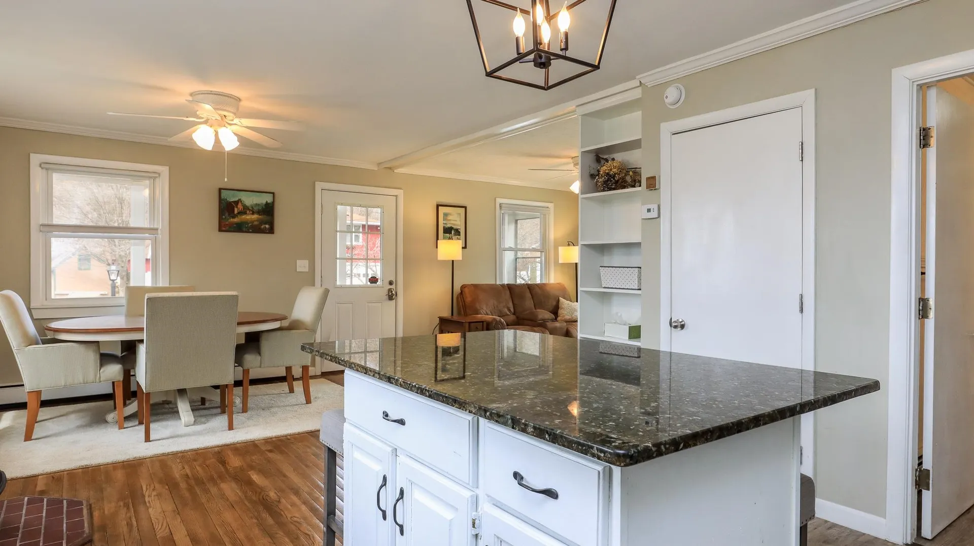 27 Shore Drive Goffstown NH 03045