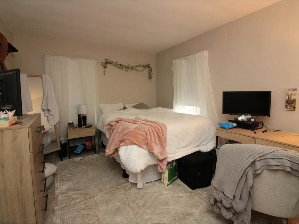 15 & 17 Adsit Court Burlington VT 05401