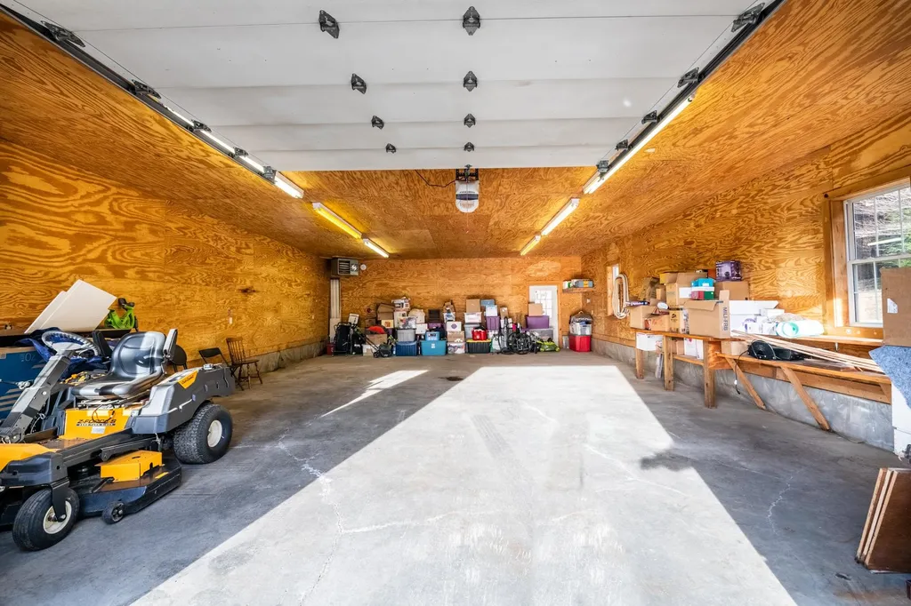 95 Beauty Hill Road Plainfield NH 03781