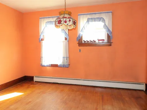 30 Oak Street Franklin NH 03235
