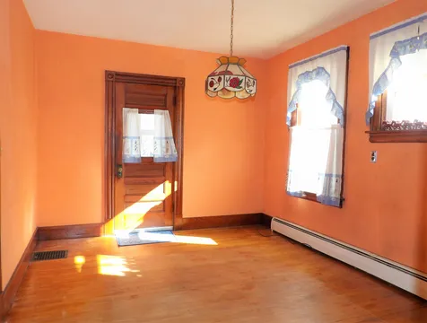30 Oak Street Franklin NH 03235