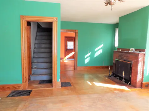 30 Oak Street Franklin NH 03235