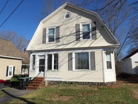 30 Oak Street Franklin NH 03235