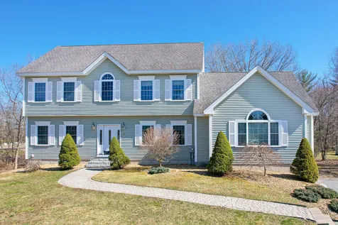 1 Ellsmere Avenue Salem NH 03079