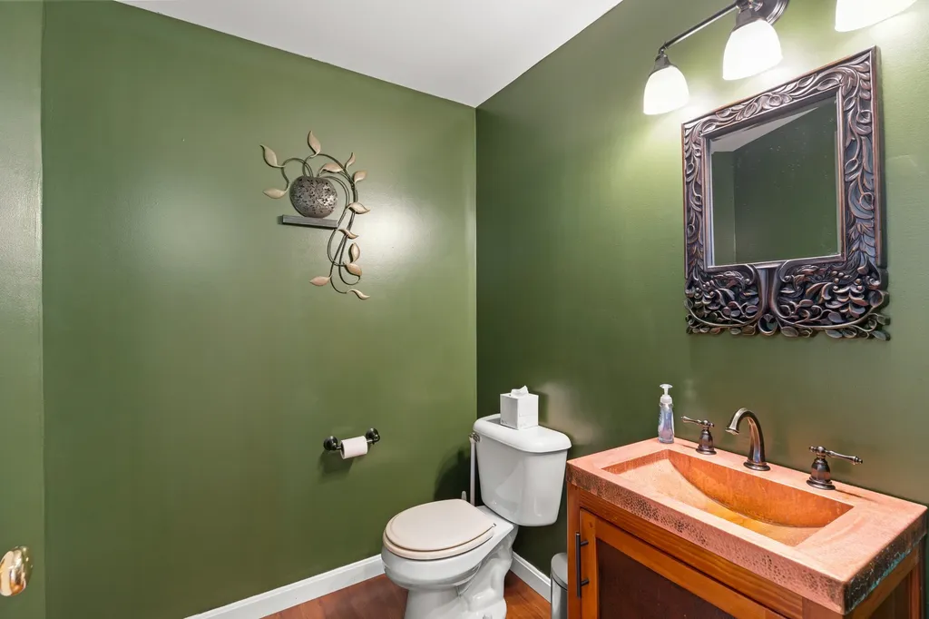 15 William Circle Stratham NH 03885
