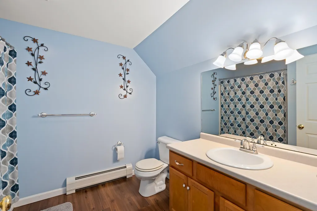 15 William Circle Stratham NH 03885