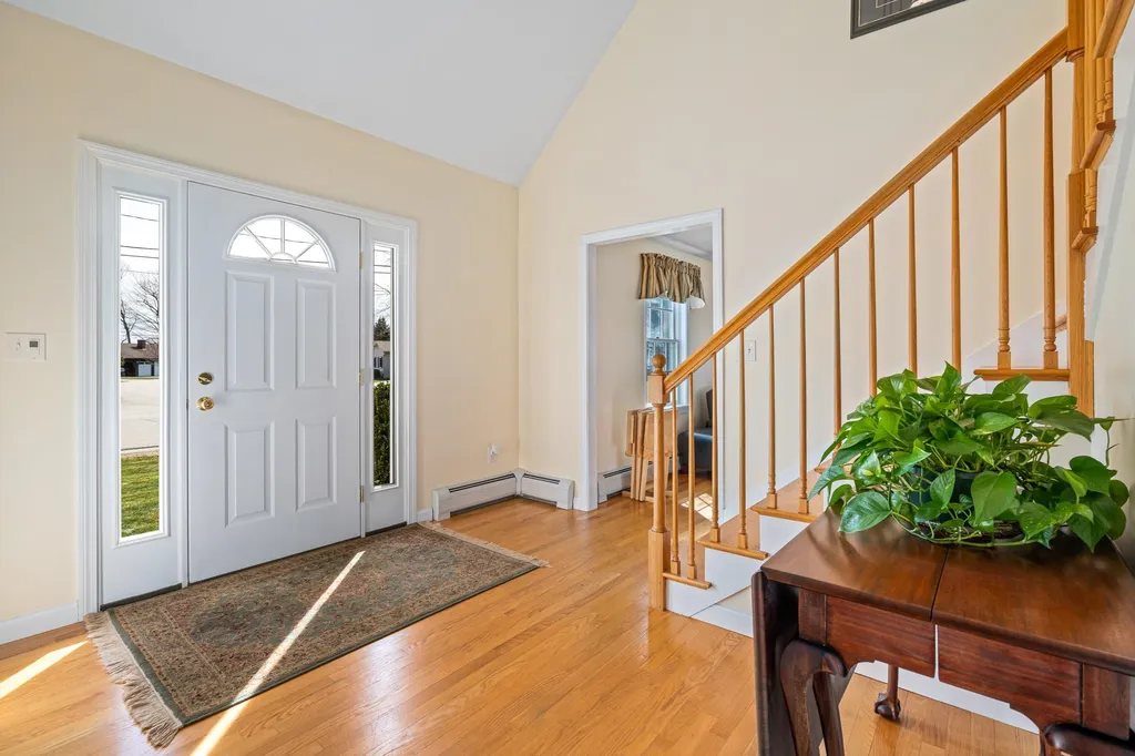 15 William Circle Stratham NH 03885