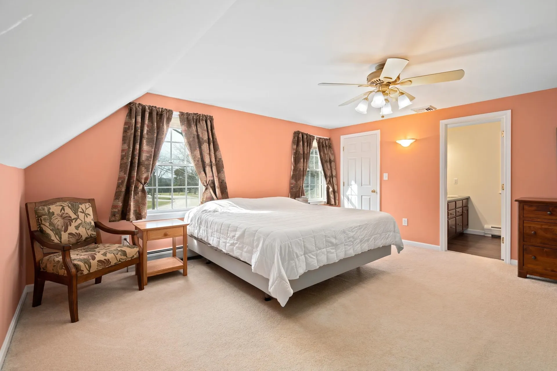 15 William Circle Stratham NH 03885
