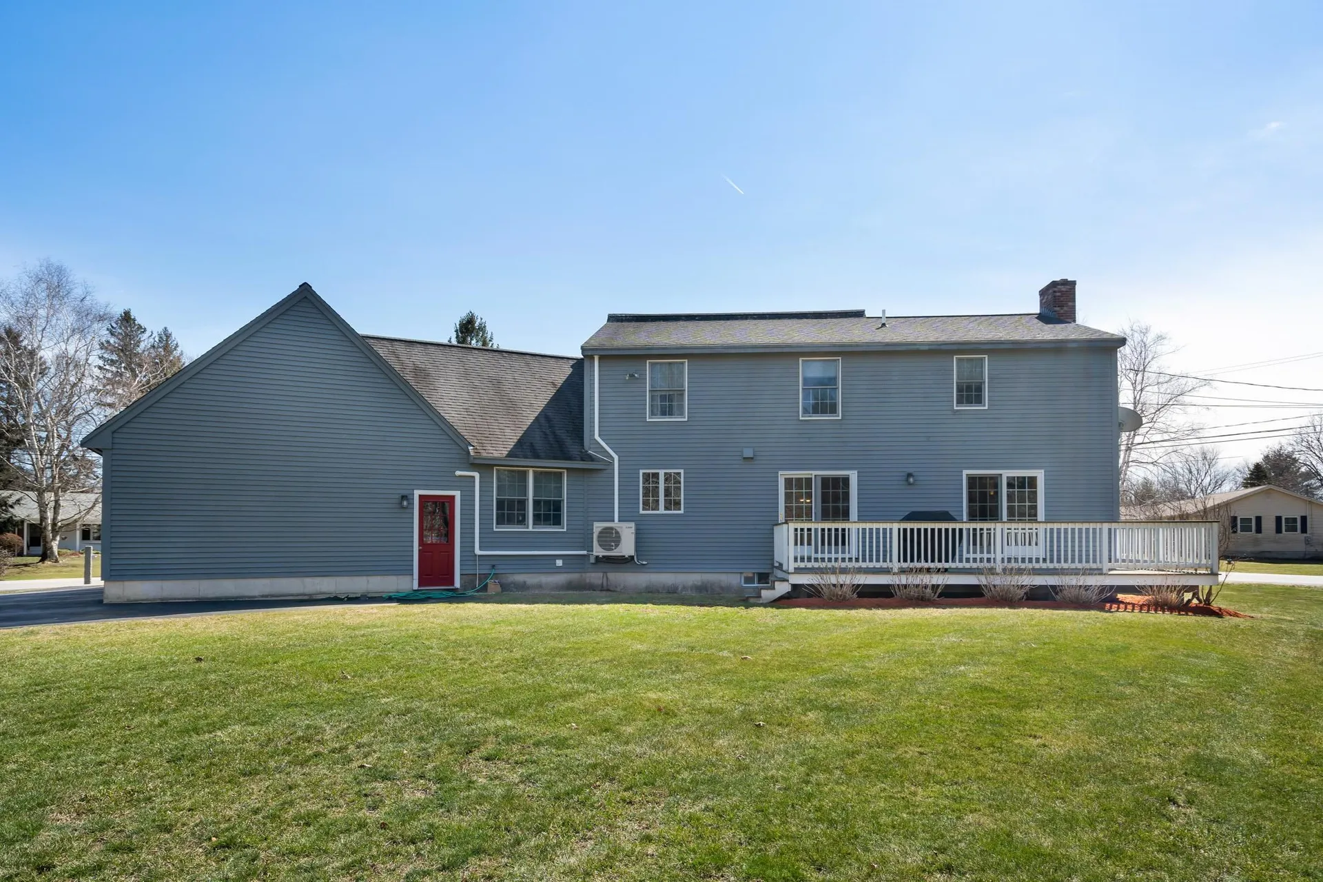 15 William Circle Stratham NH 03885