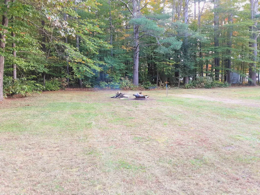 38 Oriole Street Franklin NH 03235