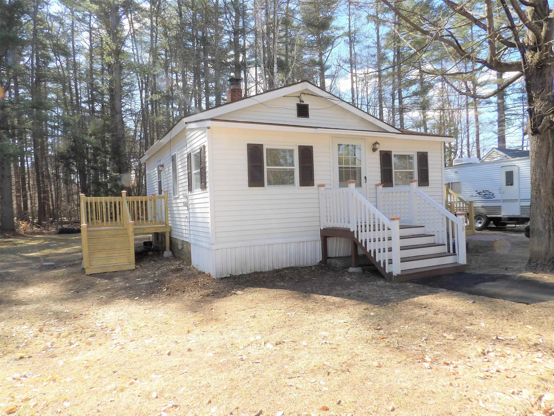 38 Oriole Street Franklin NH 03235