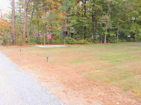 38 Oriole Street Franklin NH 03235
