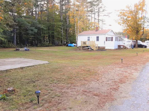 38 Oriole Street Franklin NH 03235