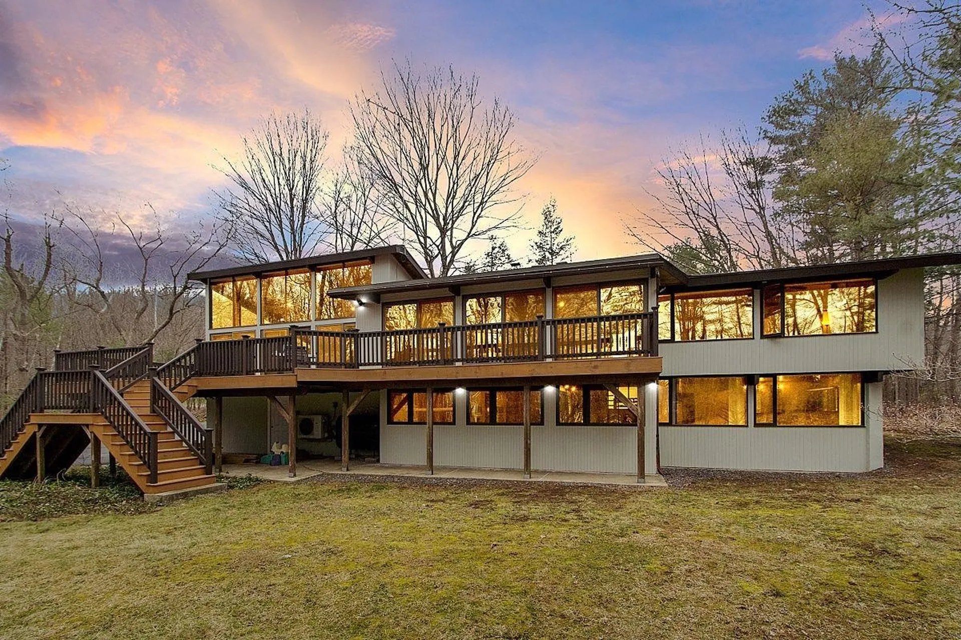 14 Oriole Road Windham NH 03087