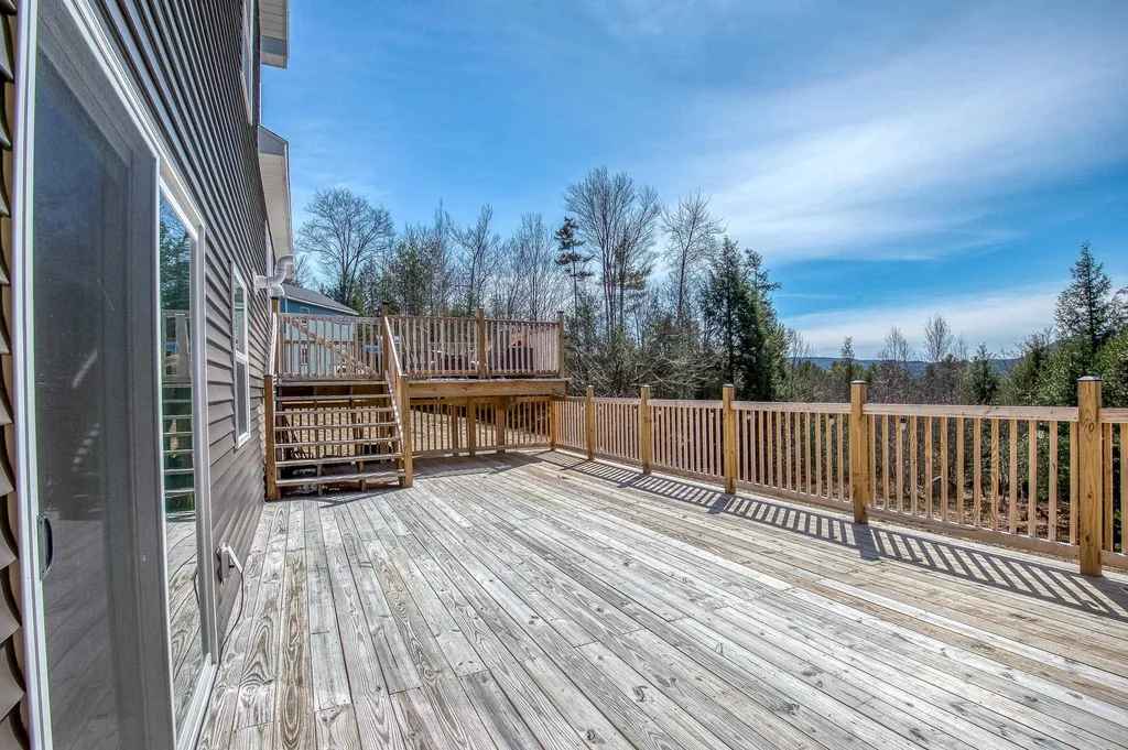 100 Timber Lane Littleton NH 03561