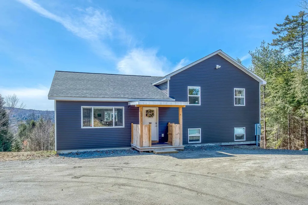 100 Timber Lane Littleton NH 03561