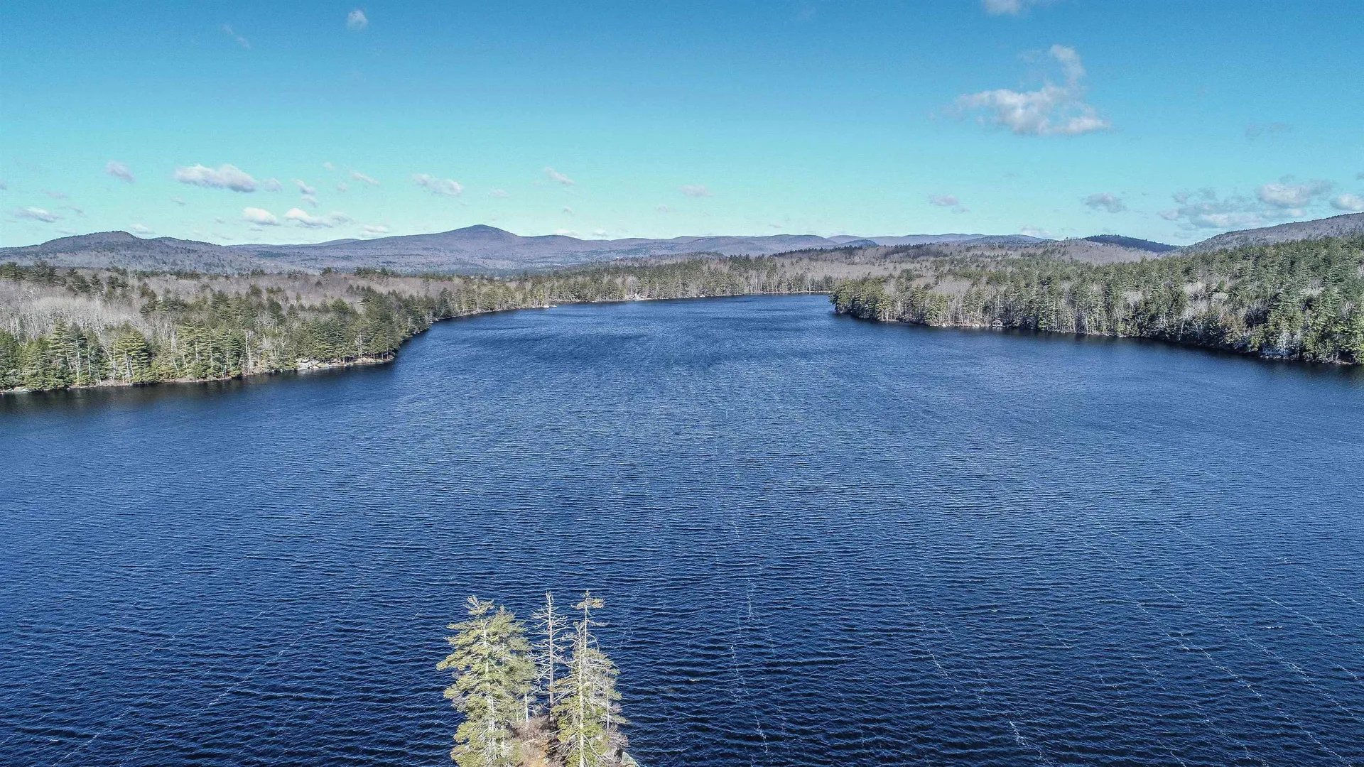 28 County Road Hillsborough NH 03244