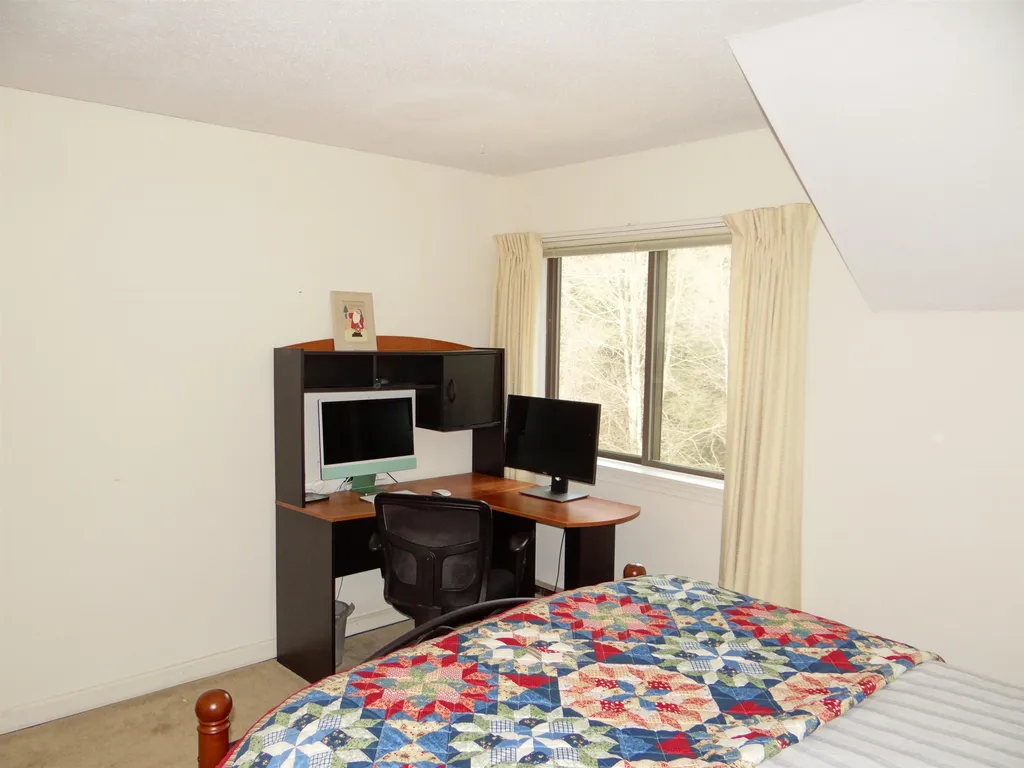 189 Woodhaven Drive Hartford VT 05001