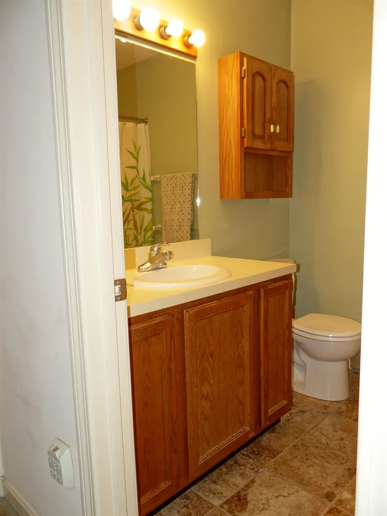 189 Woodhaven Drive Hartford VT 05001