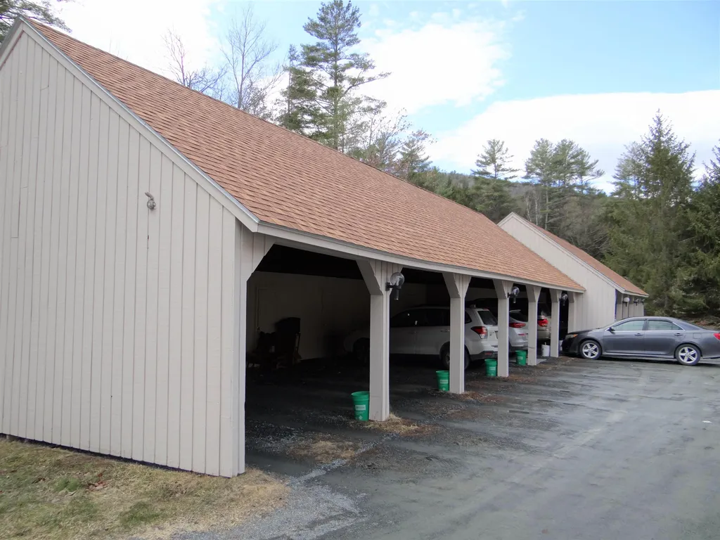 189 Woodhaven Drive Hartford VT 05001
