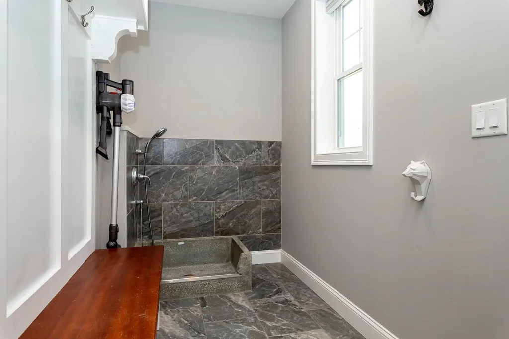 11 Garrison Lane Exeter NH 03833