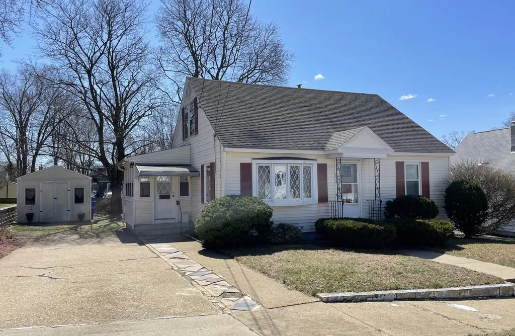 269 Holly Avenue Manchester NH 03103