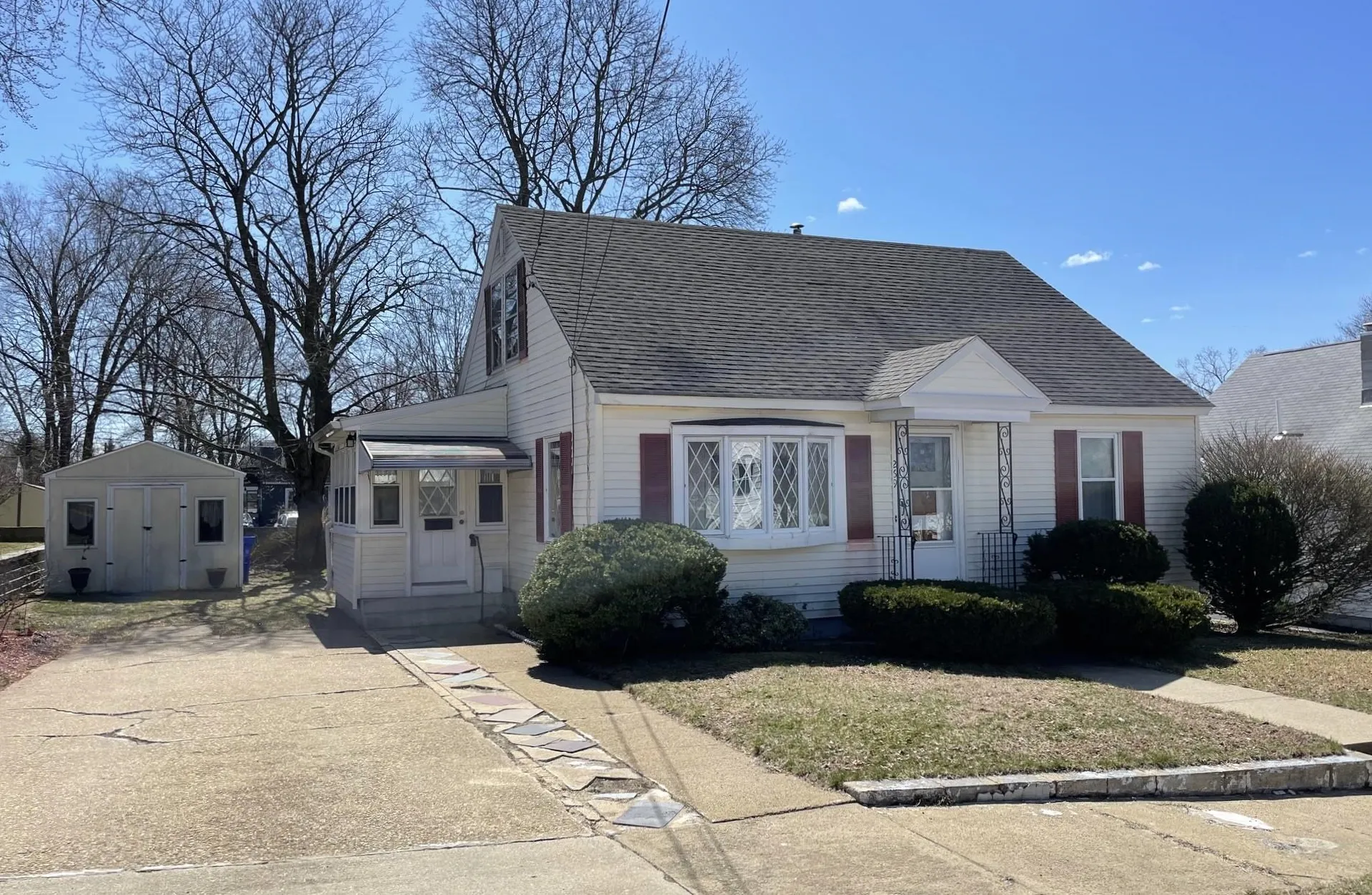 269 Holly Avenue Manchester NH 03103