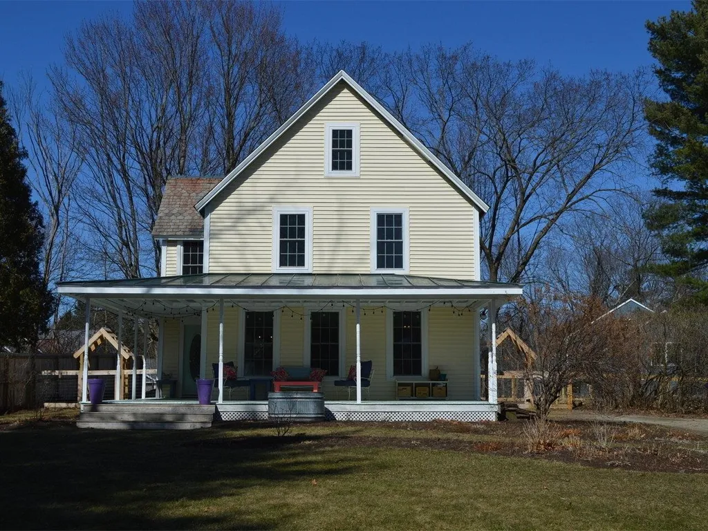 498 Bean Road Colchester VT 05446
