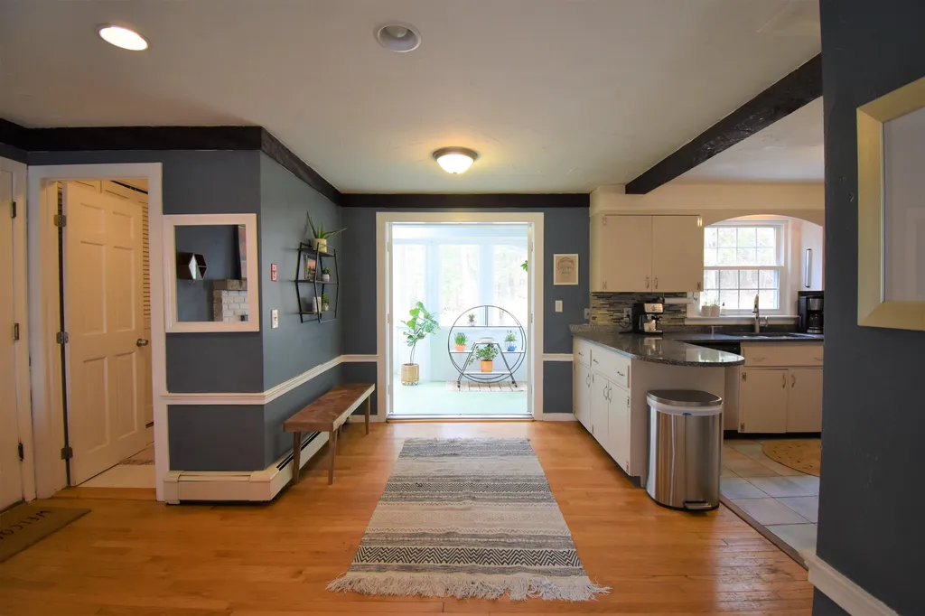 10 Woodland Drive Amherst NH 03031