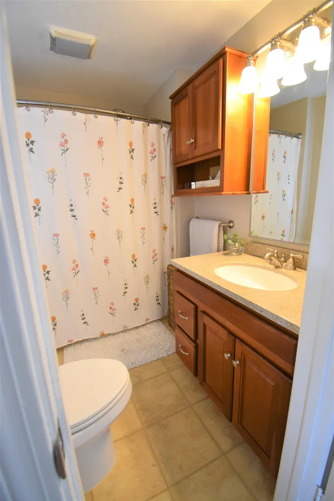 10 Woodland Drive Amherst NH 03031