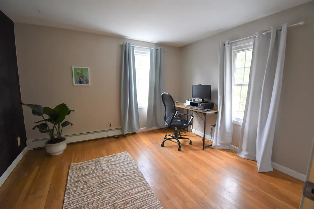 10 Woodland Drive Amherst NH 03031