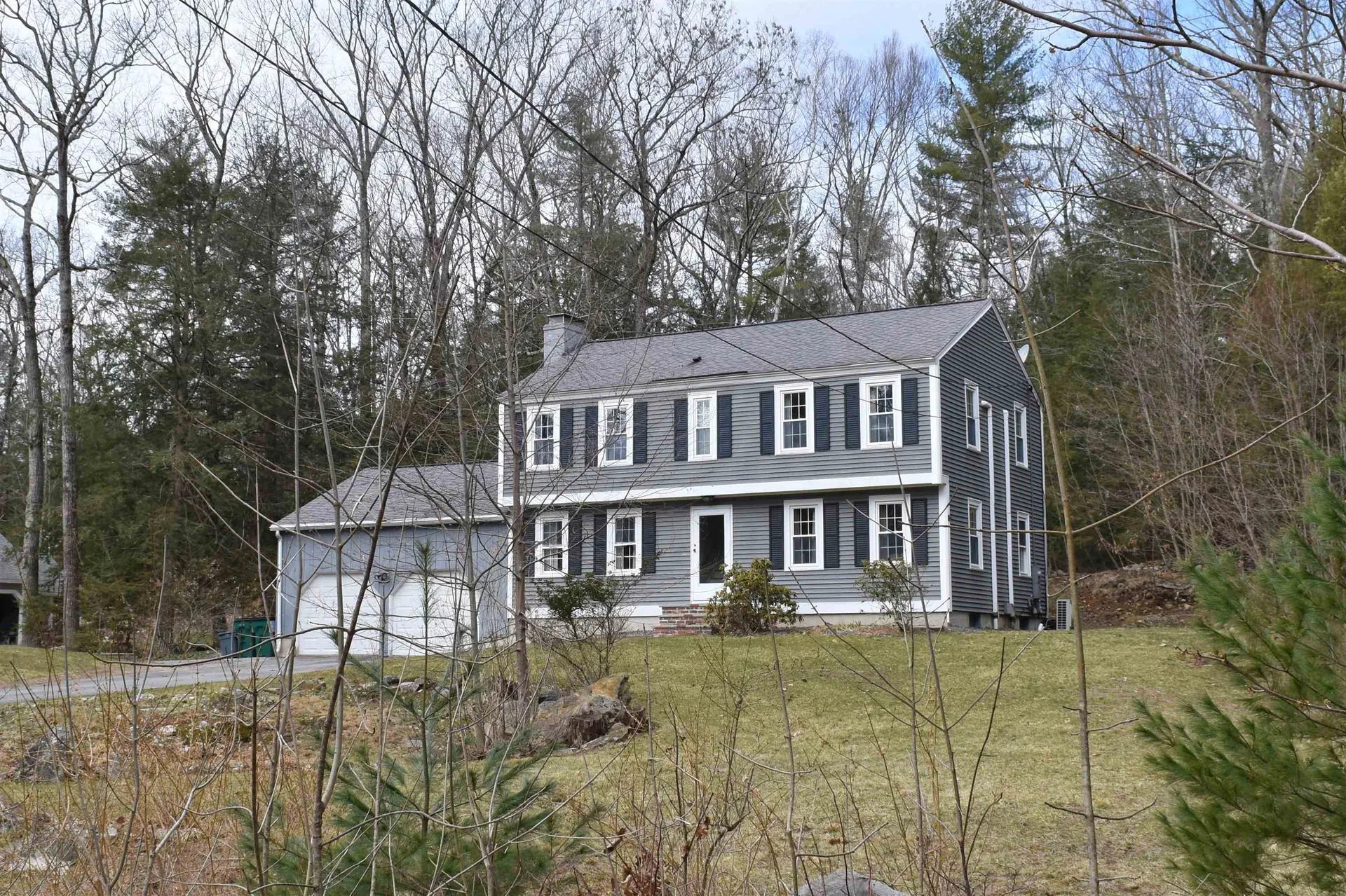 10 Woodland Drive Amherst NH 03031