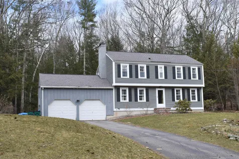 10 Woodland Drive Amherst NH 03031