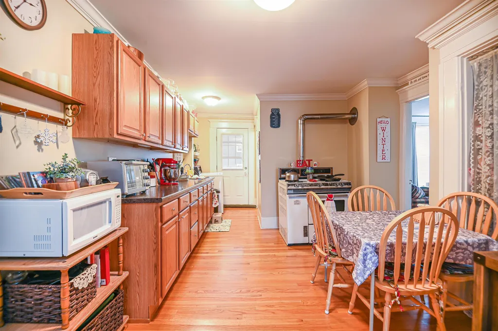 817 Clay Street Manchester NH 03103