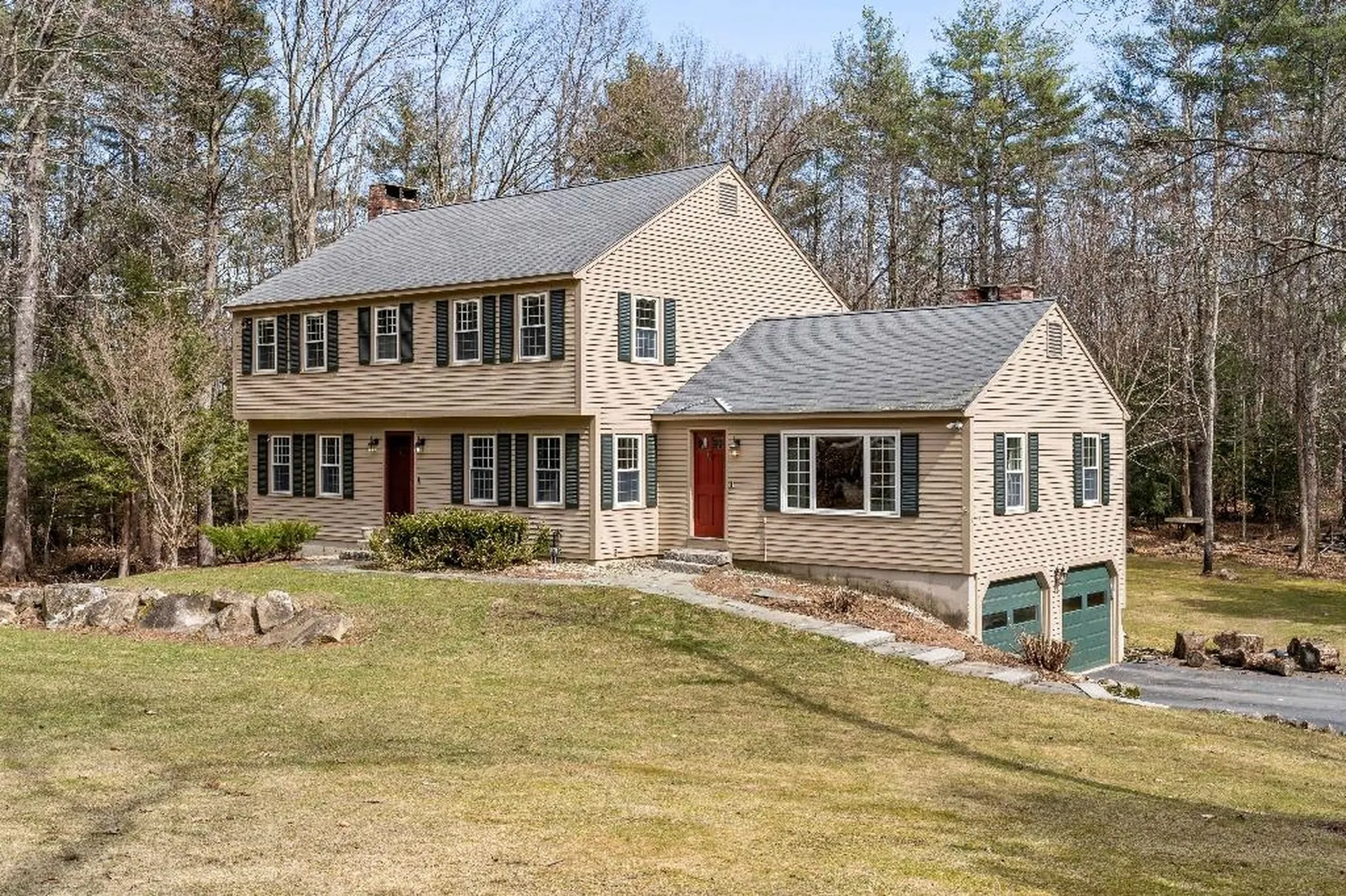 13 Greenbriar Lane Amherst NH 03031