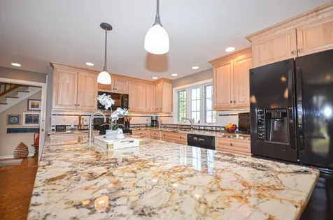 130 Steinmetz Drive Manchester NH 03104