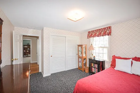 130 Steinmetz Drive Manchester NH 03104
