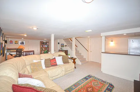130 Steinmetz Drive Manchester NH 03104