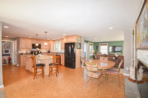 130 Steinmetz Drive Manchester NH 03104