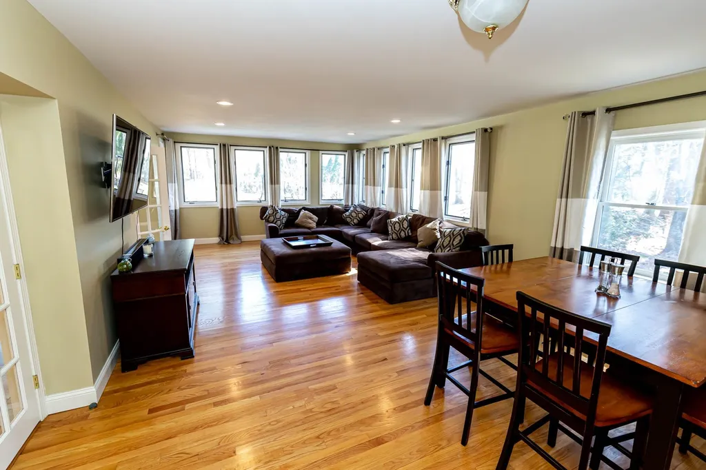 78 Hickory Road Hampstead NH 03841