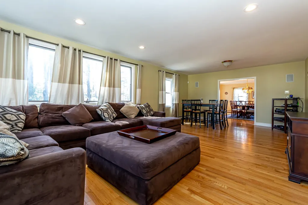 78 Hickory Road Hampstead NH 03841