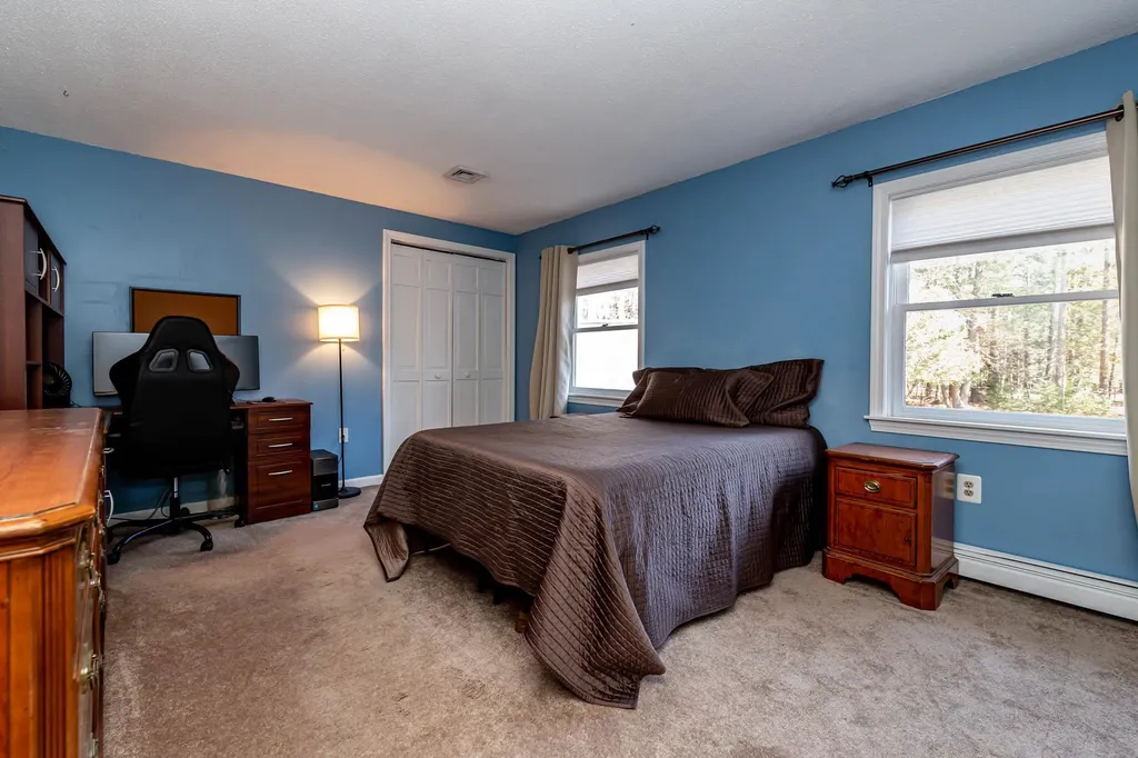 78 Hickory Road Hampstead NH 03841