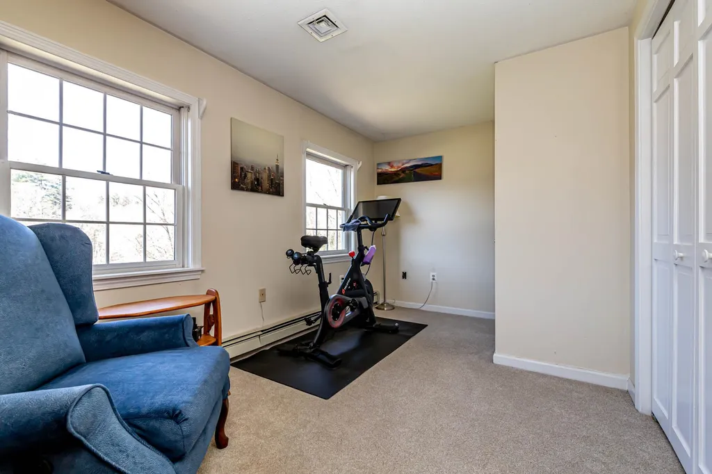 78 Hickory Road Hampstead NH 03841