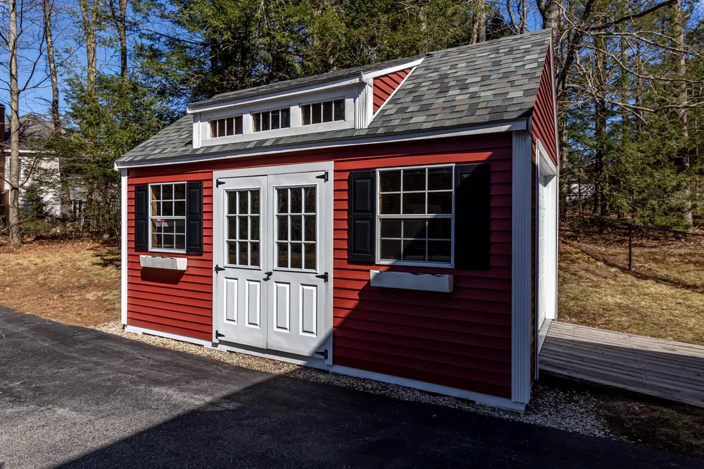 78 Hickory Road Hampstead NH 03841