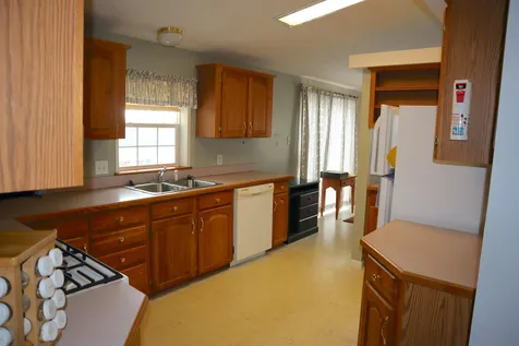 74 Dudley Circle Laconia NH 03246