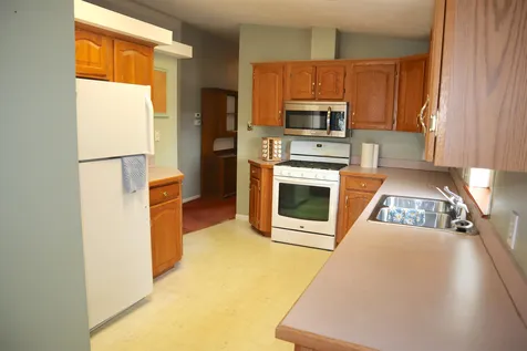 74 Dudley Circle Laconia NH 03246